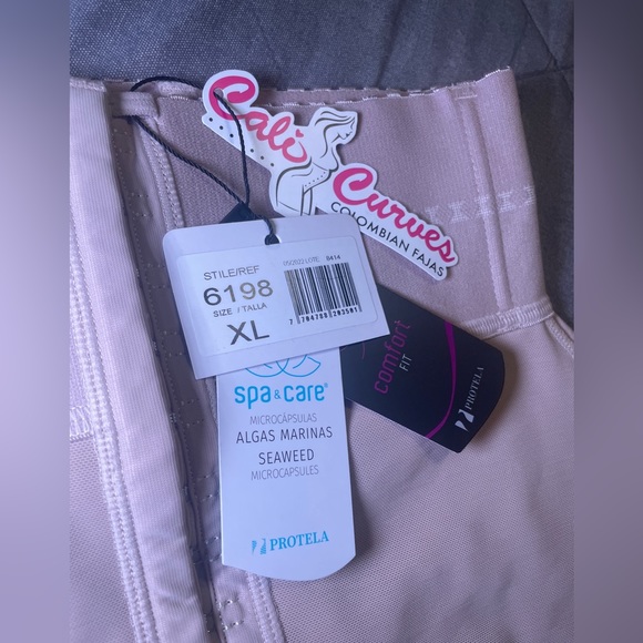 Colombian Faja - Picture 6 of 8